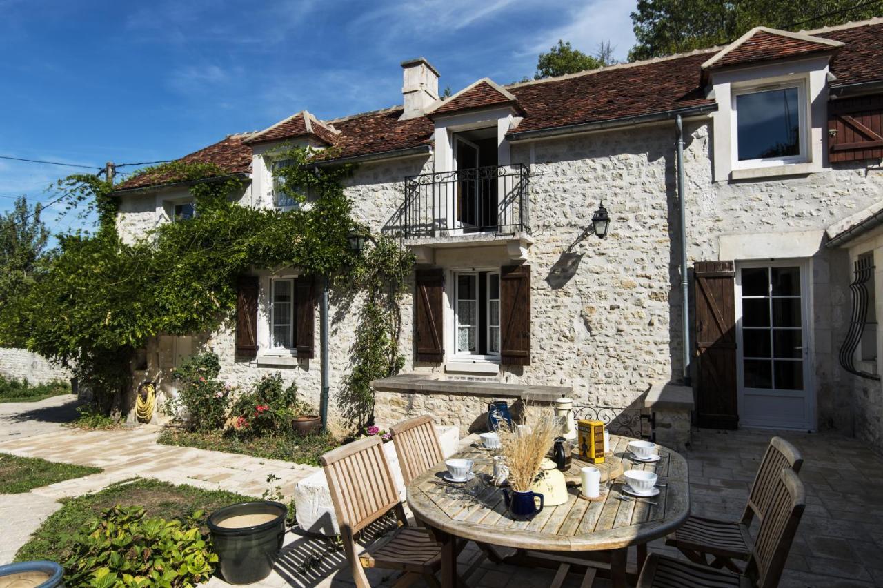 Le Riad Bourguignon Ouanne Exterior foto