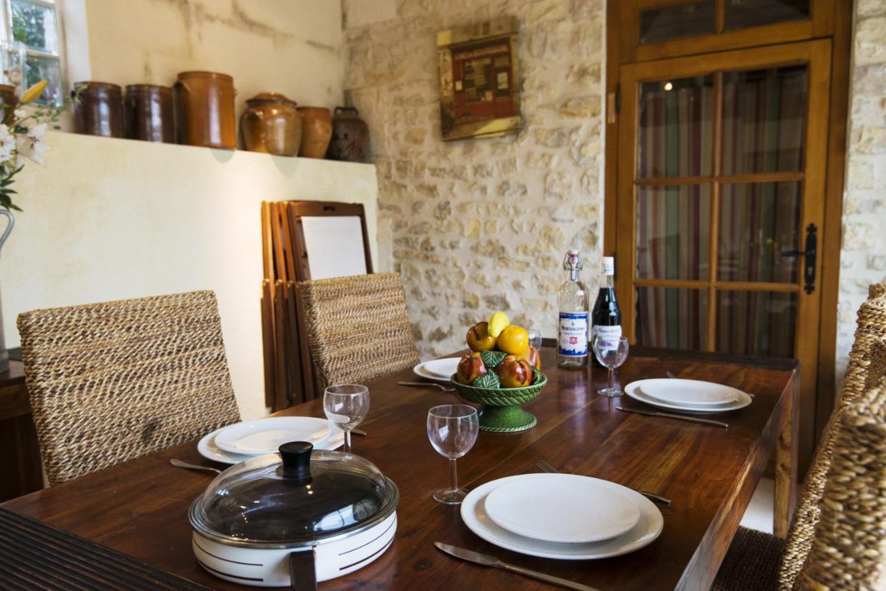 Le Riad Bourguignon Ouanne Exterior foto